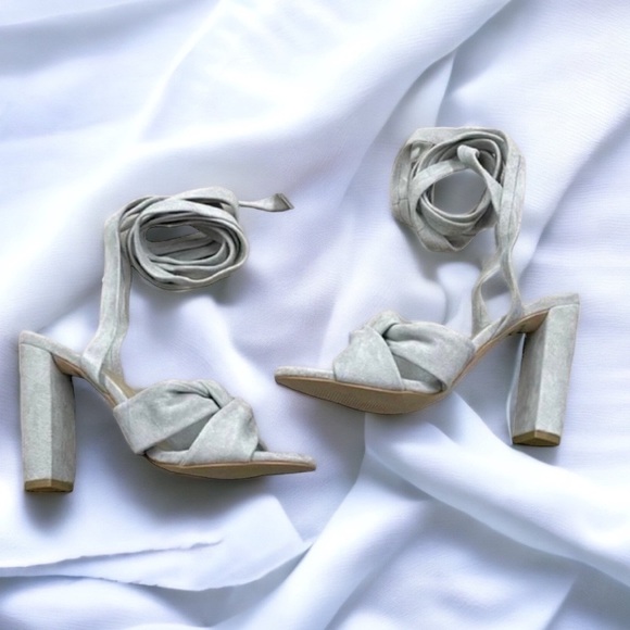 • Mode Collective • Kimber Lace Up Suede Sandal - Picture 3 of 6